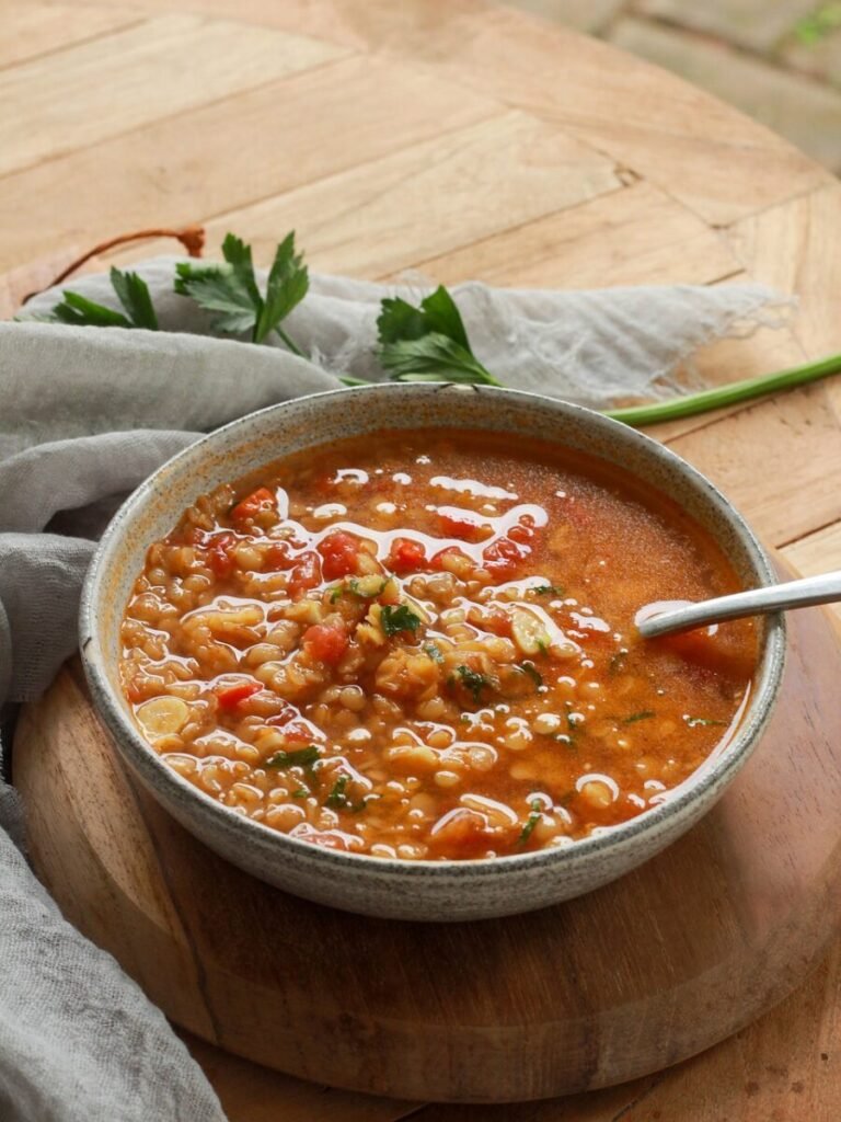 lentils soup - cheap and filling healthy meals