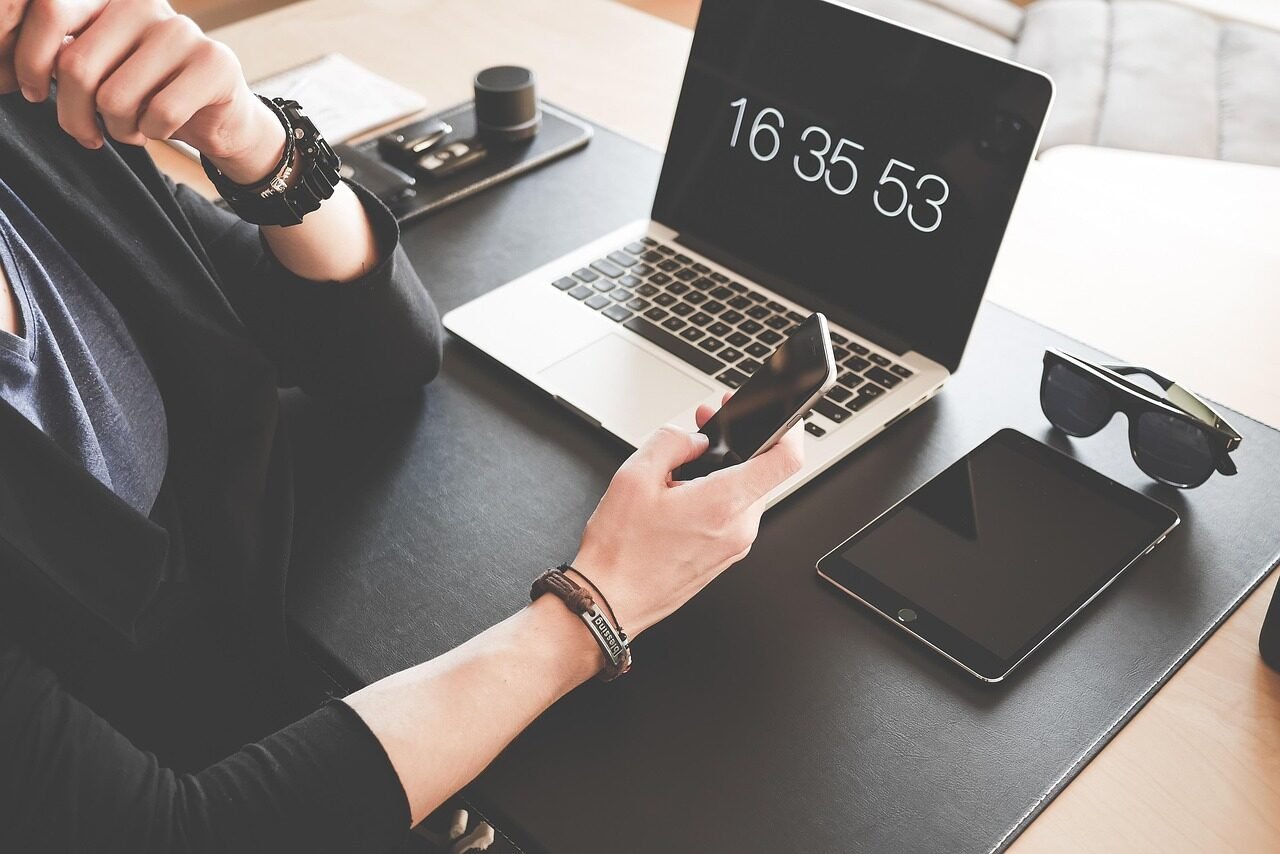 Implementing effective Burnout Prevention Strategies starts with a sustainable environment and a structured daily routine.